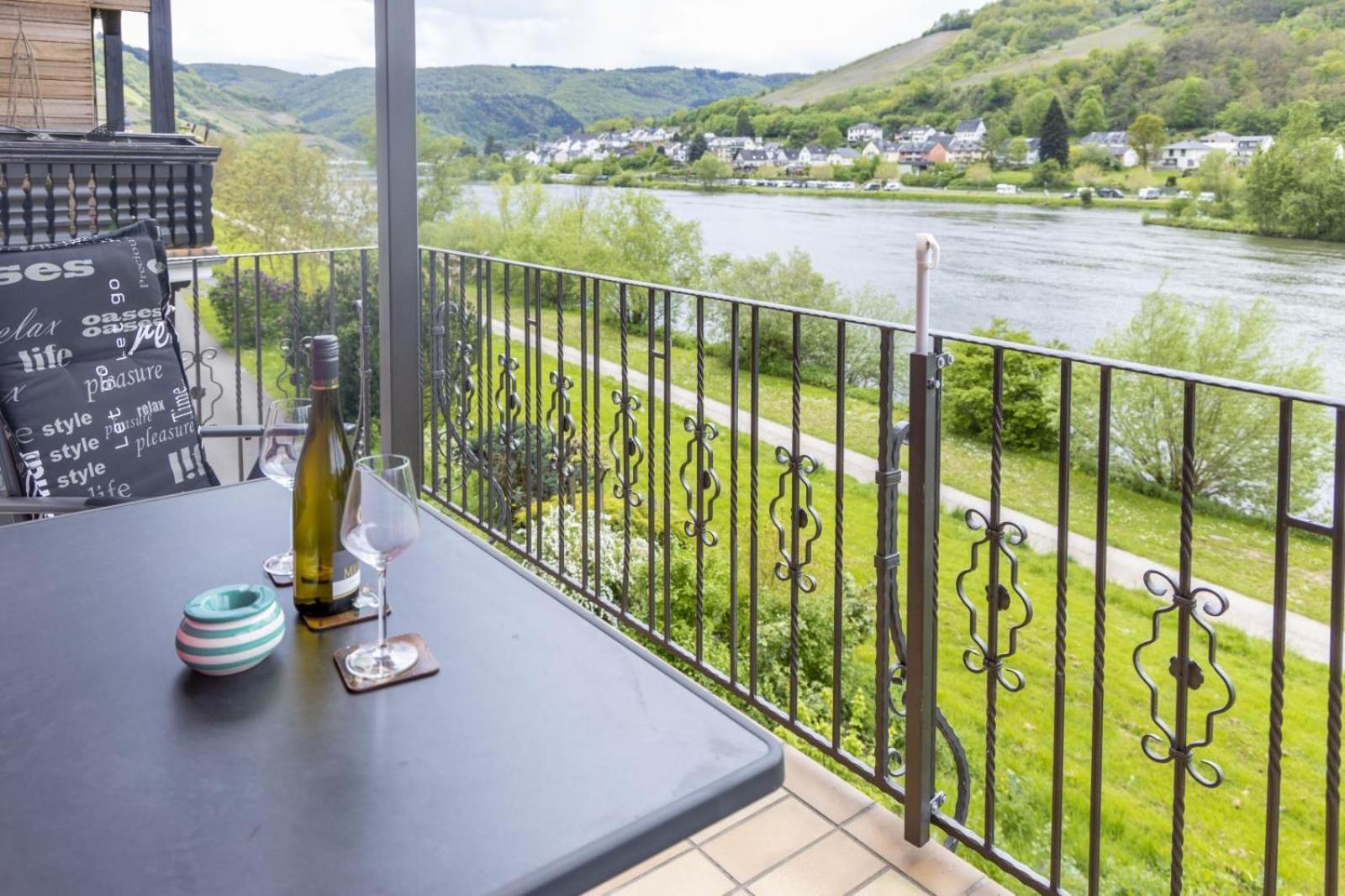 Ferienhaus Moselherz Merl Екстер'єр фото